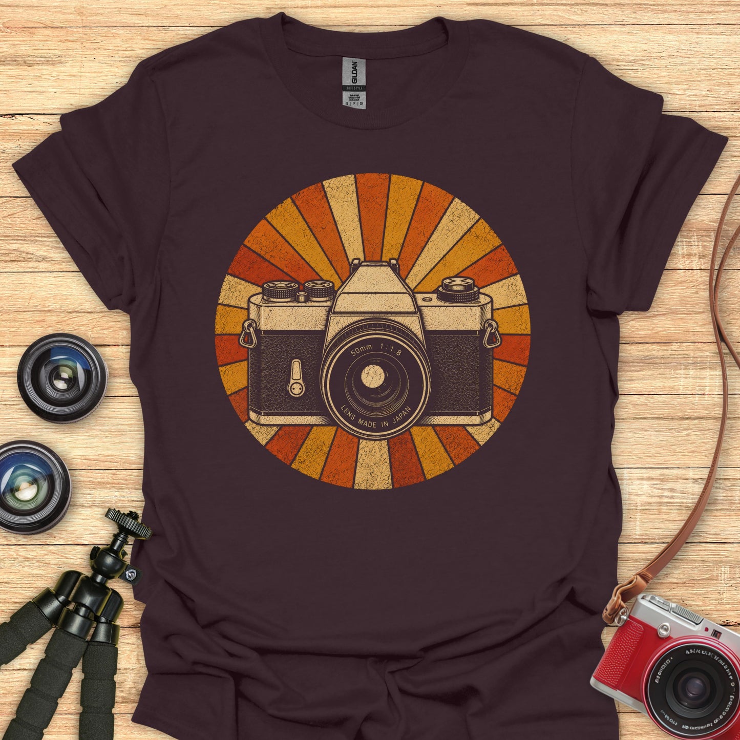 Retro Frame Finder T-Shirt