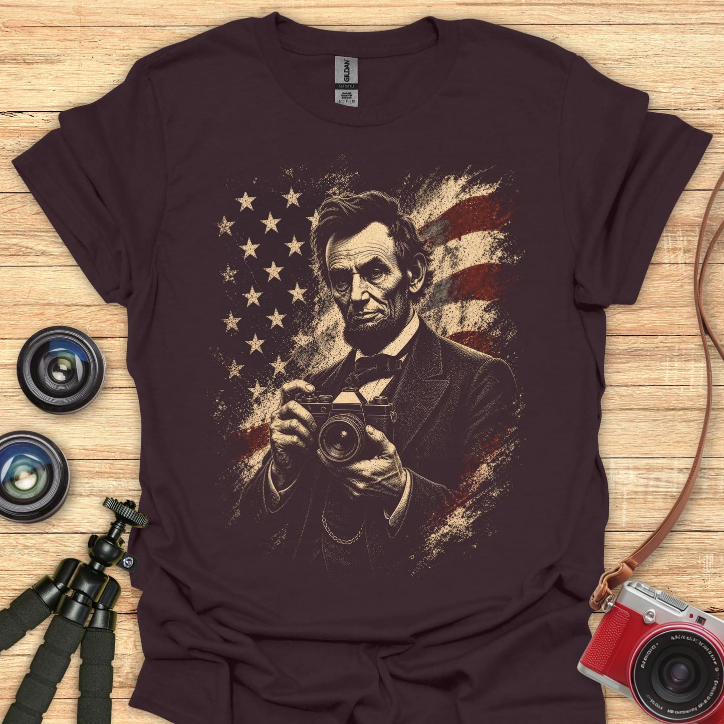 Lincoln USA Photographer T-Shirt