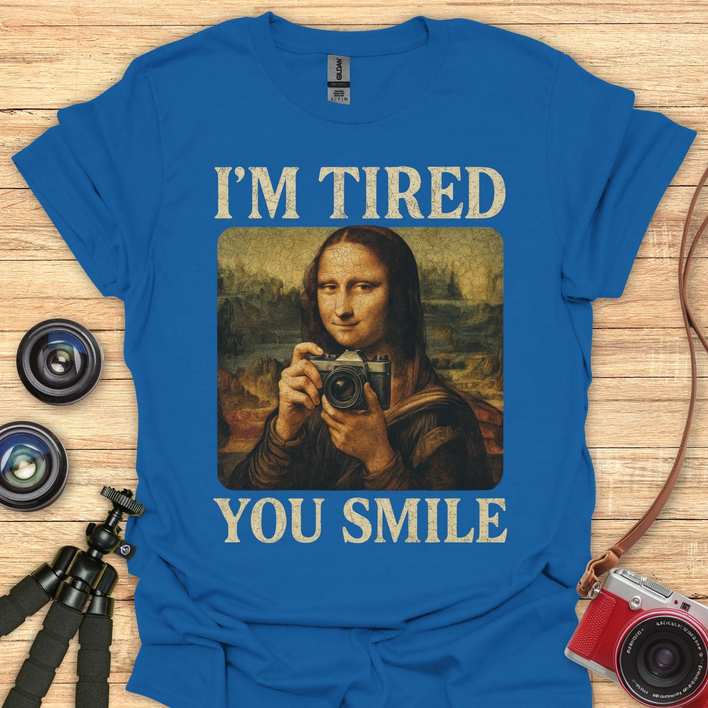 Mona Lisa's Camera T-Shirt