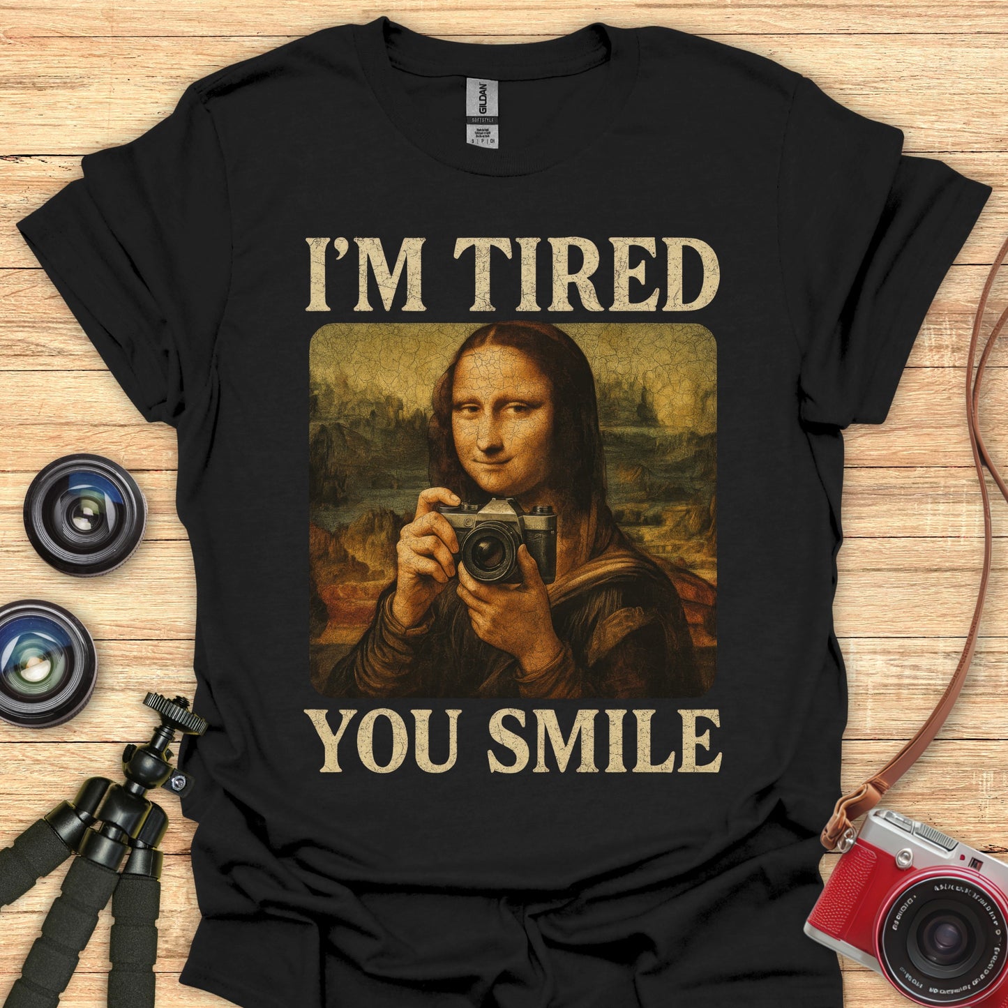 Mona Lisa's Camera T-Shirt