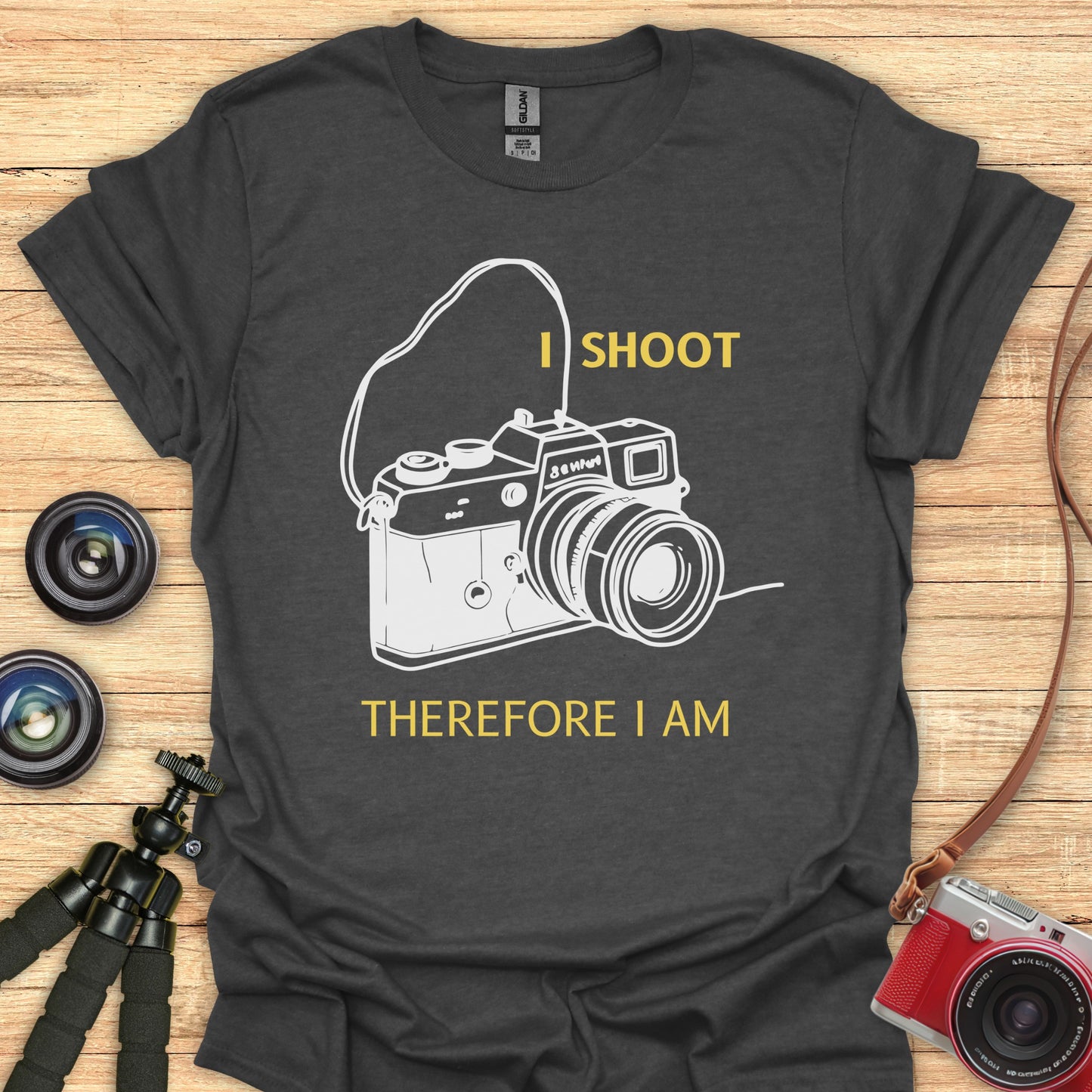 I Shoot Therefore I Am T-Shirt