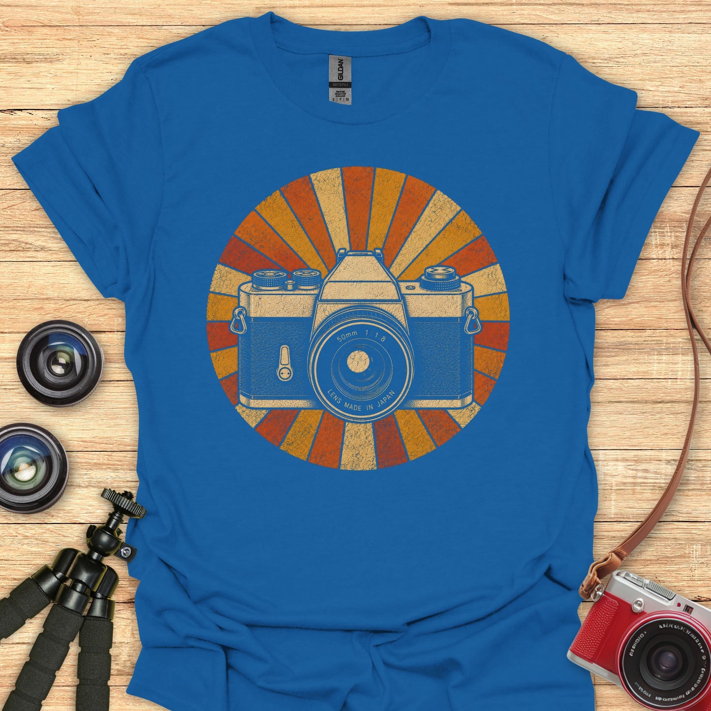 Retro Frame Finder T-Shirt