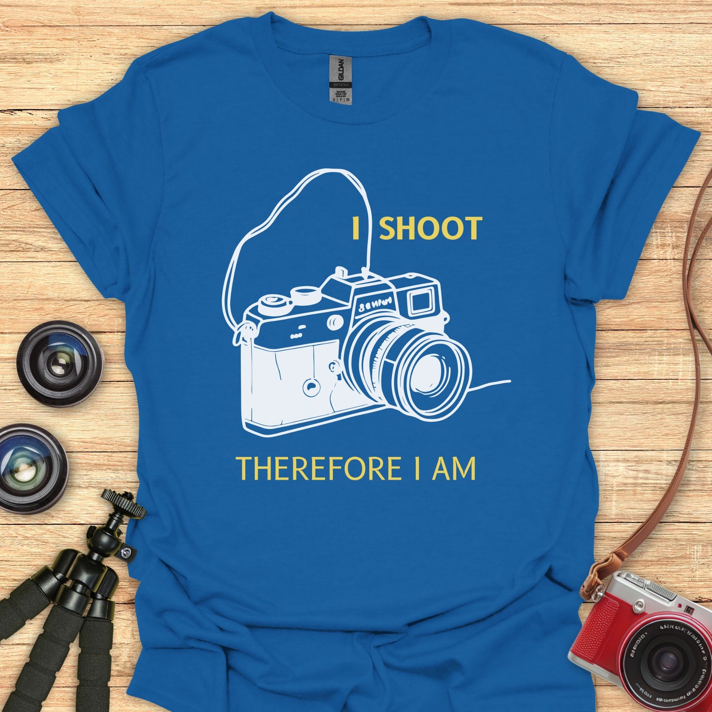 I Shoot Therefore I Am T-Shirt