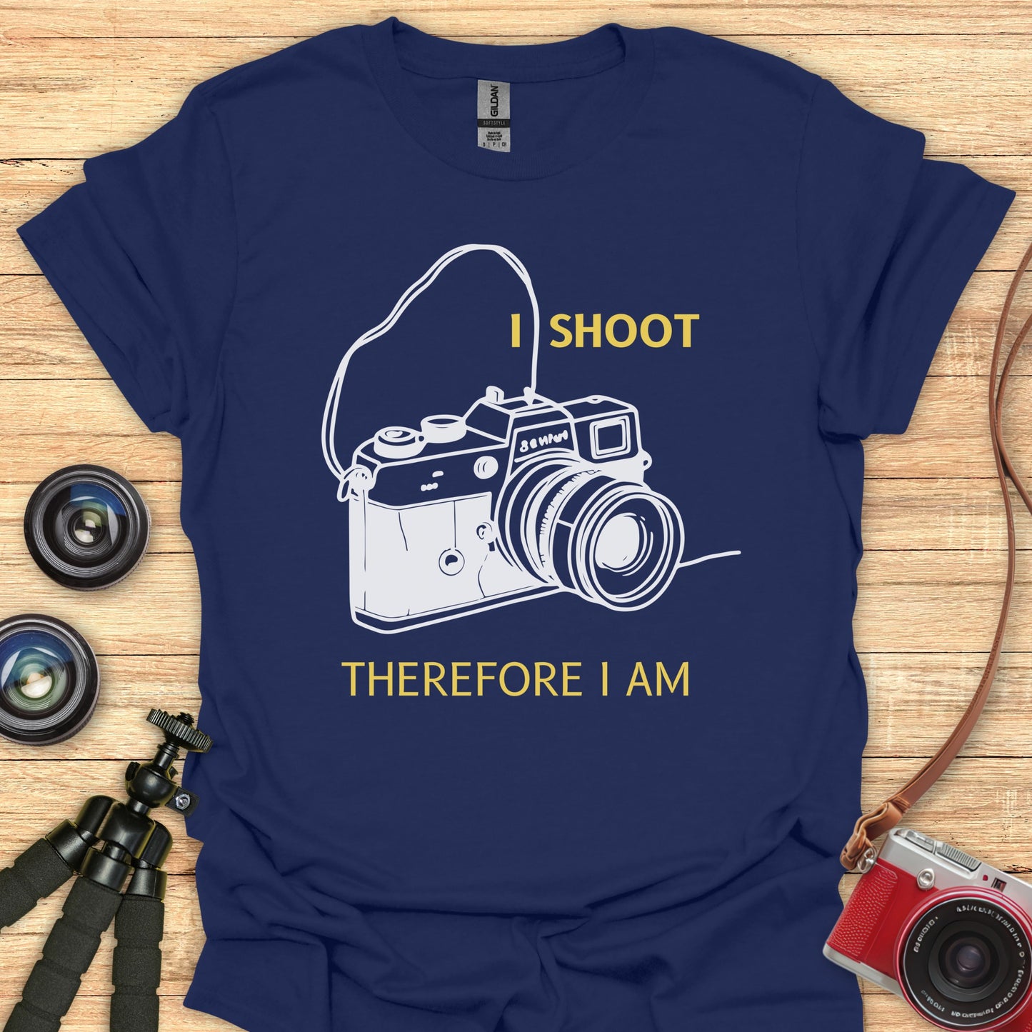 I Shoot Therefore I Am T-Shirt